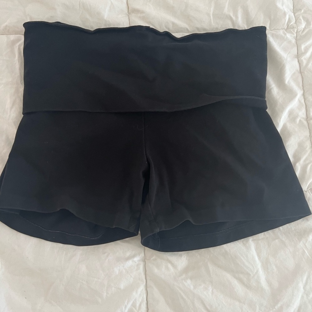 Los Angeles apparel fold over shorts L